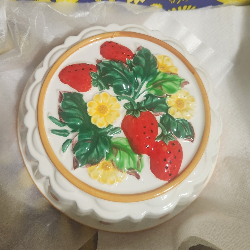 Vintage Hand Painted Gailstyn-Sutton Ceramic Mold/Wall Hanging